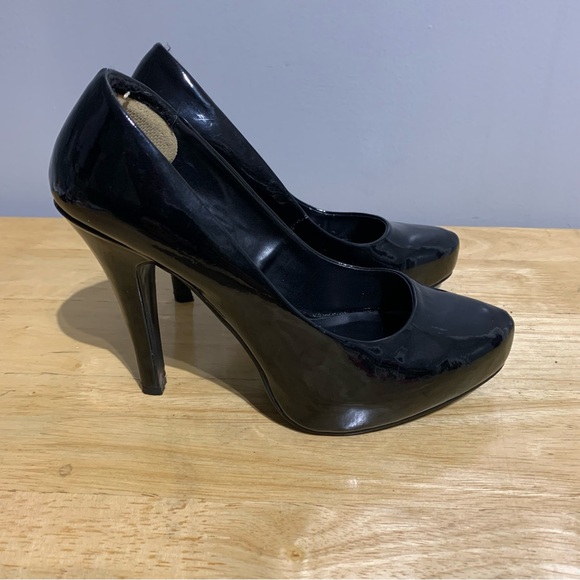 My Delicious Shoes Women’s Eiffel-H Black Classic Pump Heel Size 7.5 - Picture 2 of 7